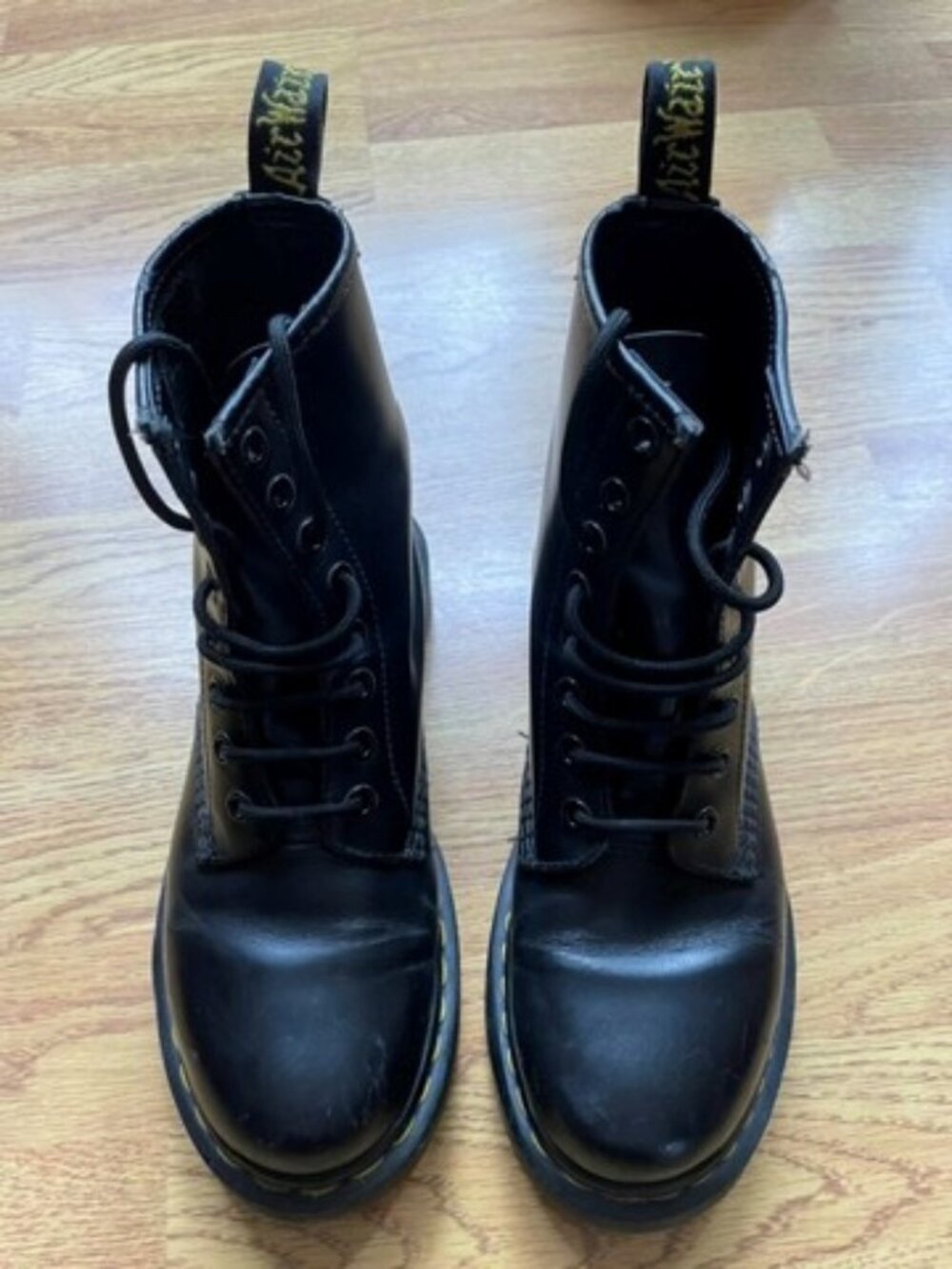Dr. Martens 1460 Size 6 womens